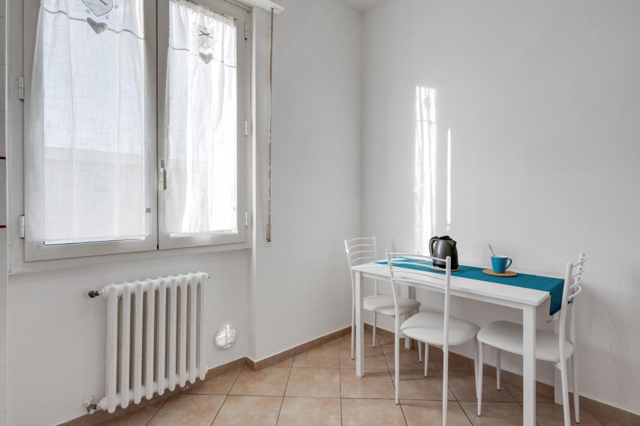 Lulli Cozy Apartment With Balcony Florence Ngoại thất bức ảnh