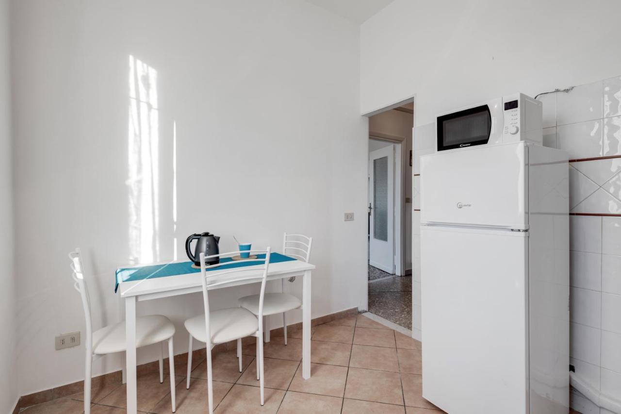 Lulli Cozy Apartment With Balcony Florence Ngoại thất bức ảnh